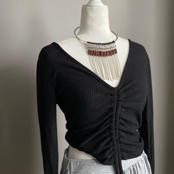 Black Ruche Front Top - Picture 4 of 6